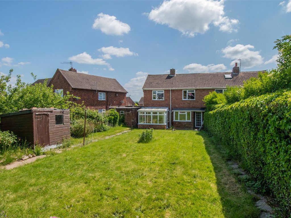 3 bed semidetached house for sale in Hall Crescent, Bromsgrove
