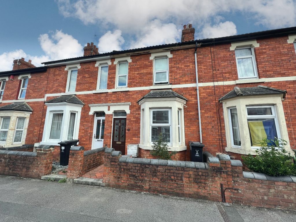 3 bed terraced house for sale in Brunswick Street, Old Town, Swindon
