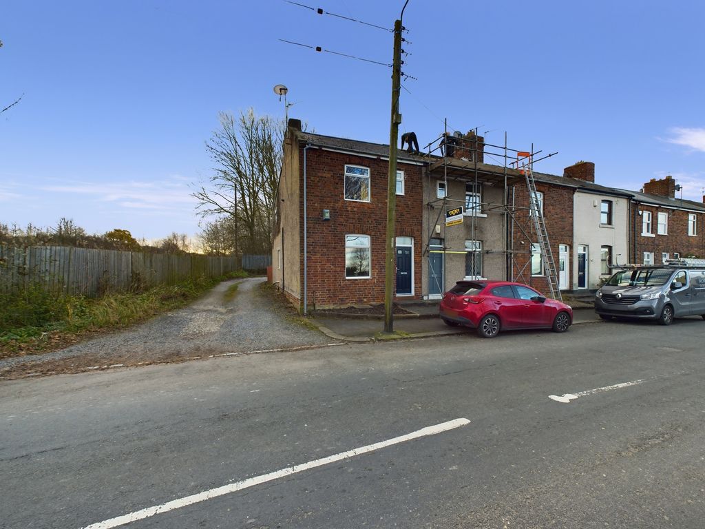 3 bed end terrace house for sale in Broomside Lane, Durham DH1, £
