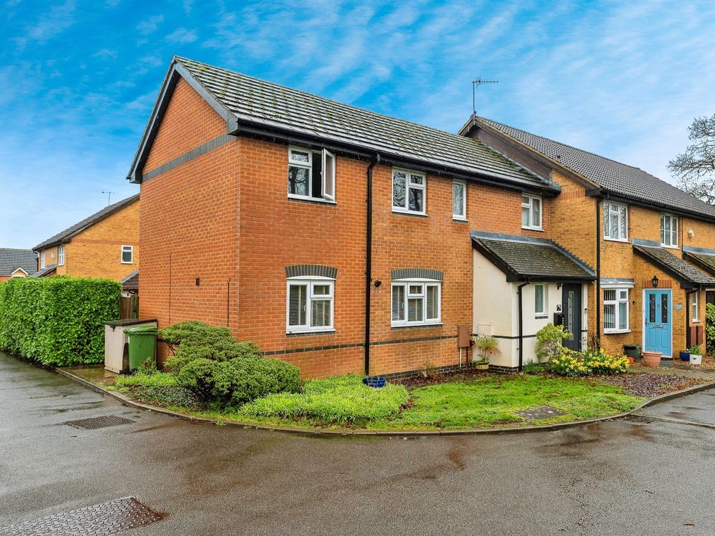 3 bed end terrace house for sale in Minstrel Close, Hemel Hempstead HP1