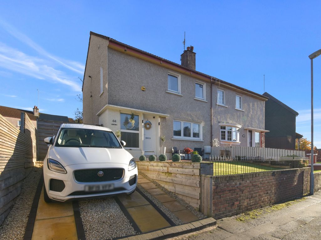 3 bed semidetached house for sale in Stockholm Crescent, Paisley