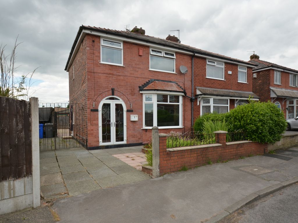 3 bed semidetached house for sale in Shakespeare Road, Droylsden M43