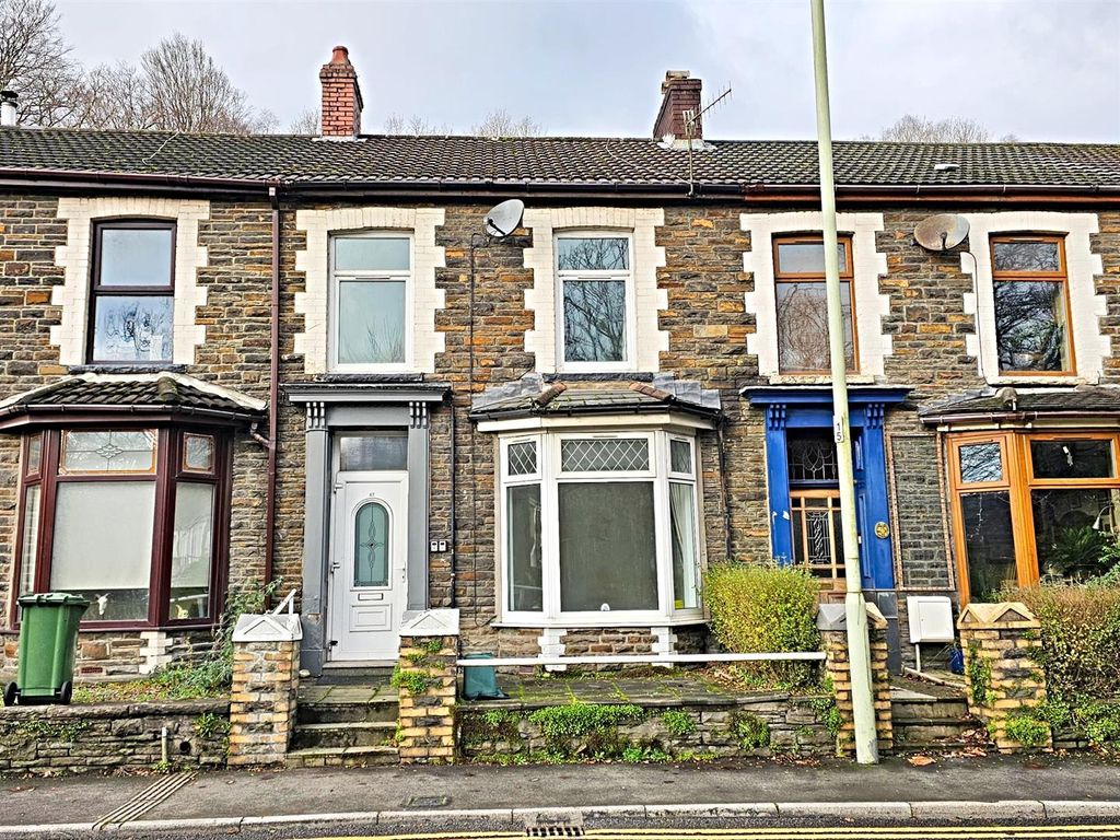3 bed terraced house for sale in Berw Road, Pontypridd CF37, £120,000