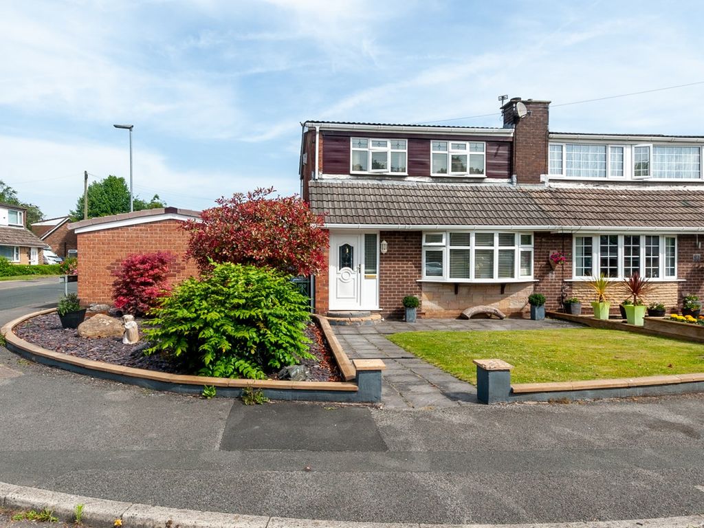 3 bed semidetached house for sale in Windsor Road, AshtonIn