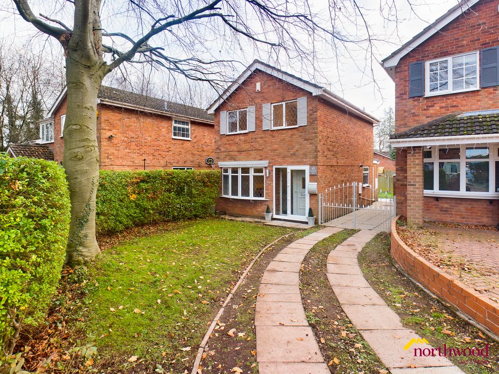3 bed detached house for sale in Padstow Way, Trentham, StokeOnTrent ST4 Zoopla