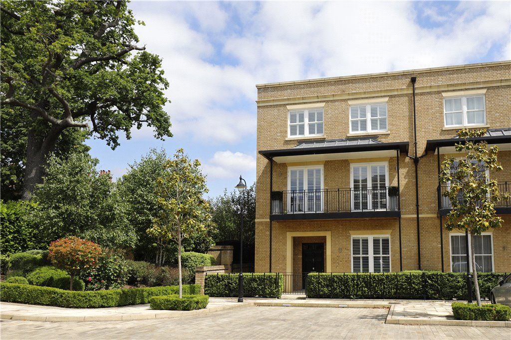 4 bed end terrace house for sale in Crawford Mews, Copse Hill SW20 Zoopla
