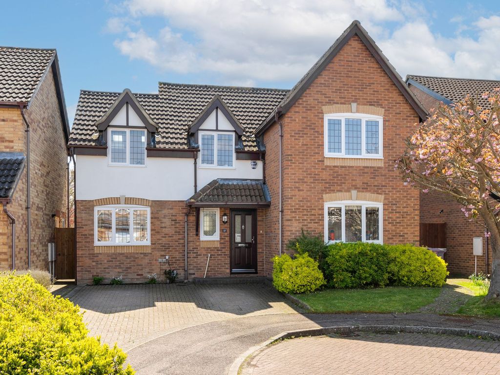 5 bed detached house for sale in Bessemer Close, Hitchin SG5 Zoopla