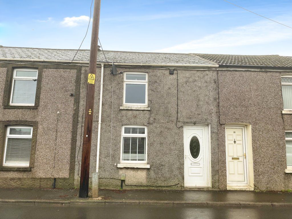 2 bed property to rent in Church Square, Cwmavon, Port Talbot SA12, £