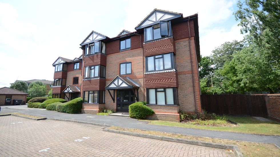 1 bed flat to rent in Chestnut Close, Fleet GU51 Zoopla