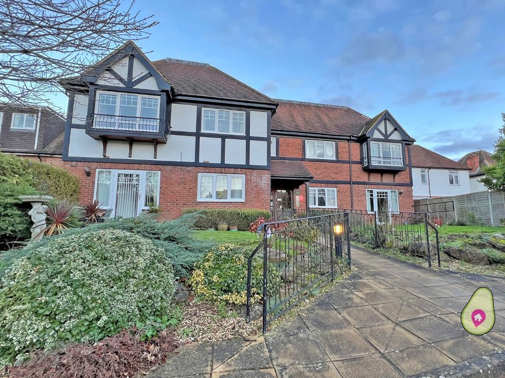 1 bed flat for sale in Park Lane, Tilehurst, Reading, Berkshire RG31