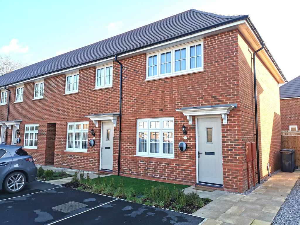 2 bed mews for sale in Bracken Crescent, Leyland PR25, £199,950 Zoopla