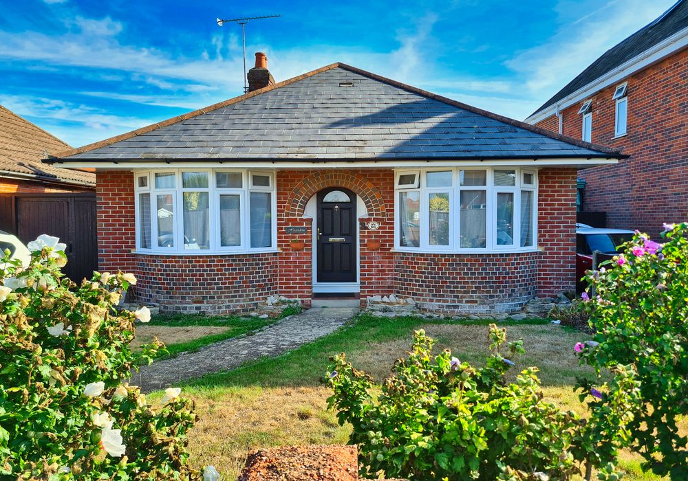 2 bed detached bungalow for sale in Stannington Crescent, Southampton SO40 Zoopla