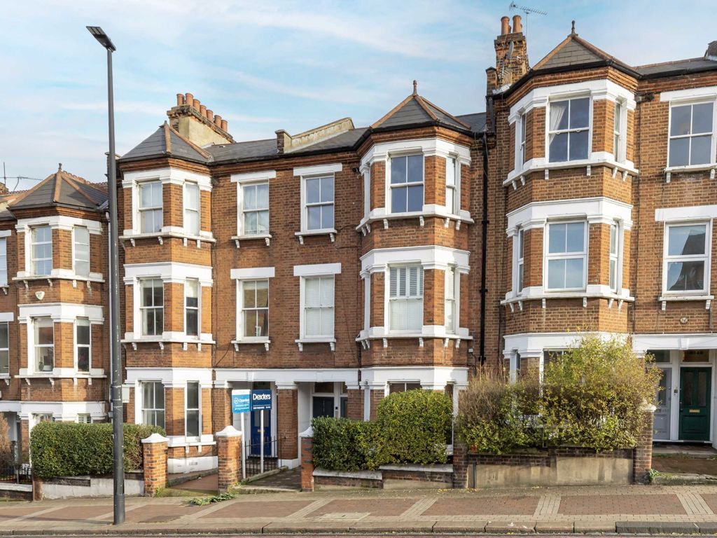 3 bed flat for sale in Latchmere Road, London SW11 Zoopla
