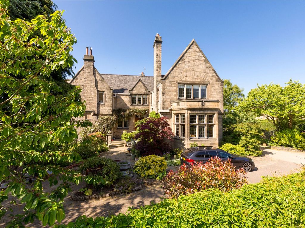 4 bed flat for sale in Wester Coates Gardens, Wester Coates, Edinburgh