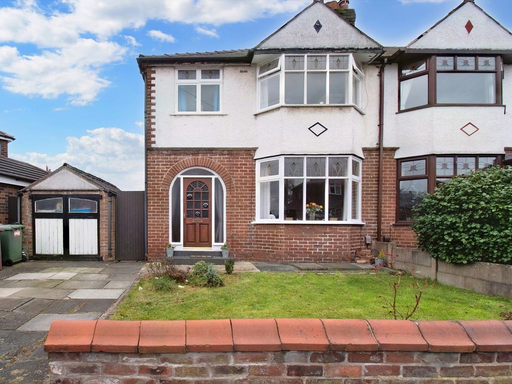 3 bed semidetached house for sale in Crocketts Walk, Eccleston, St