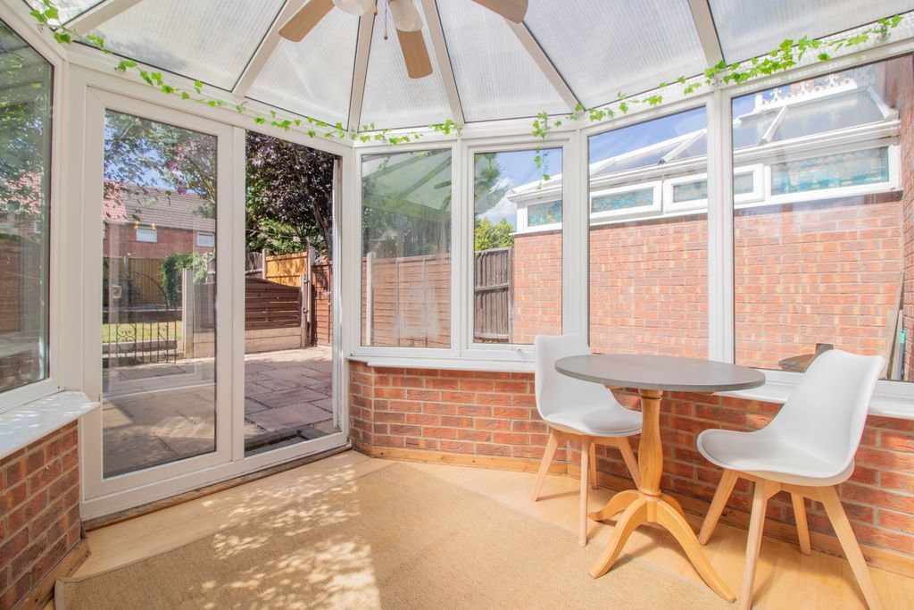 3 bed semidetached house for sale in Street, Long Eaton