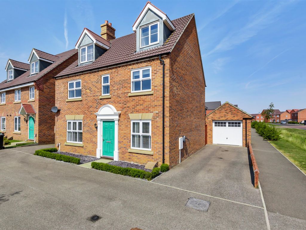 5 bed detached house for sale in Albatross Way, Louth LN11 Zoopla
