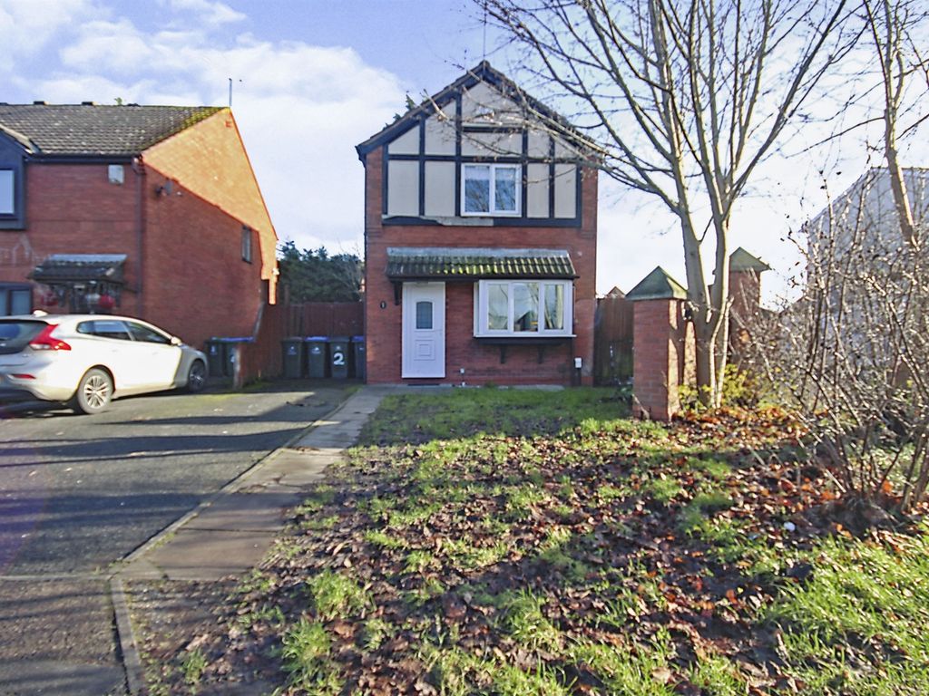 3 bed detached house for sale in Strawberry Walk, Henley Green