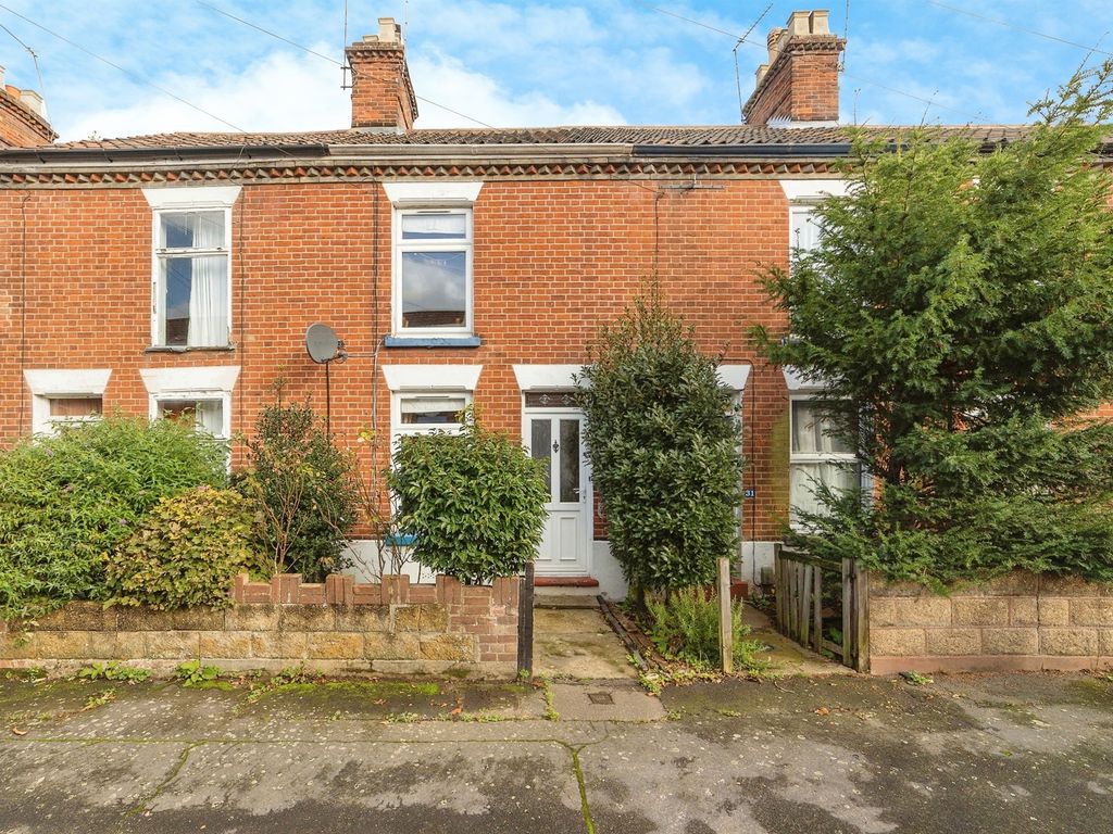 3 bed terraced house for sale in Hill Street, Norwich NR2, £250,000