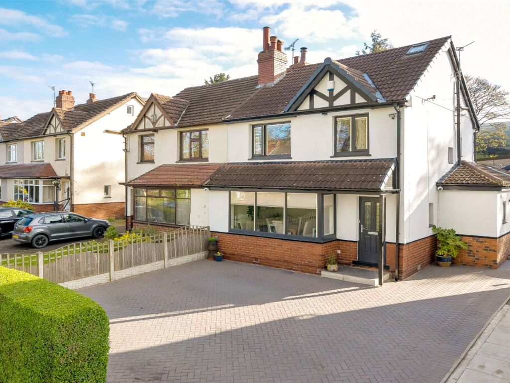 4 bed semidetached house for sale in Wensley Drive, Leeds, West