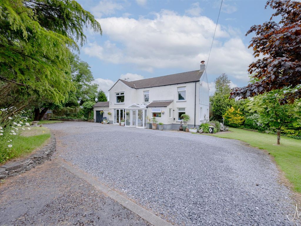 4 bed detached house for sale in Penygraig Farm, Blue Anchor, Penclawdd