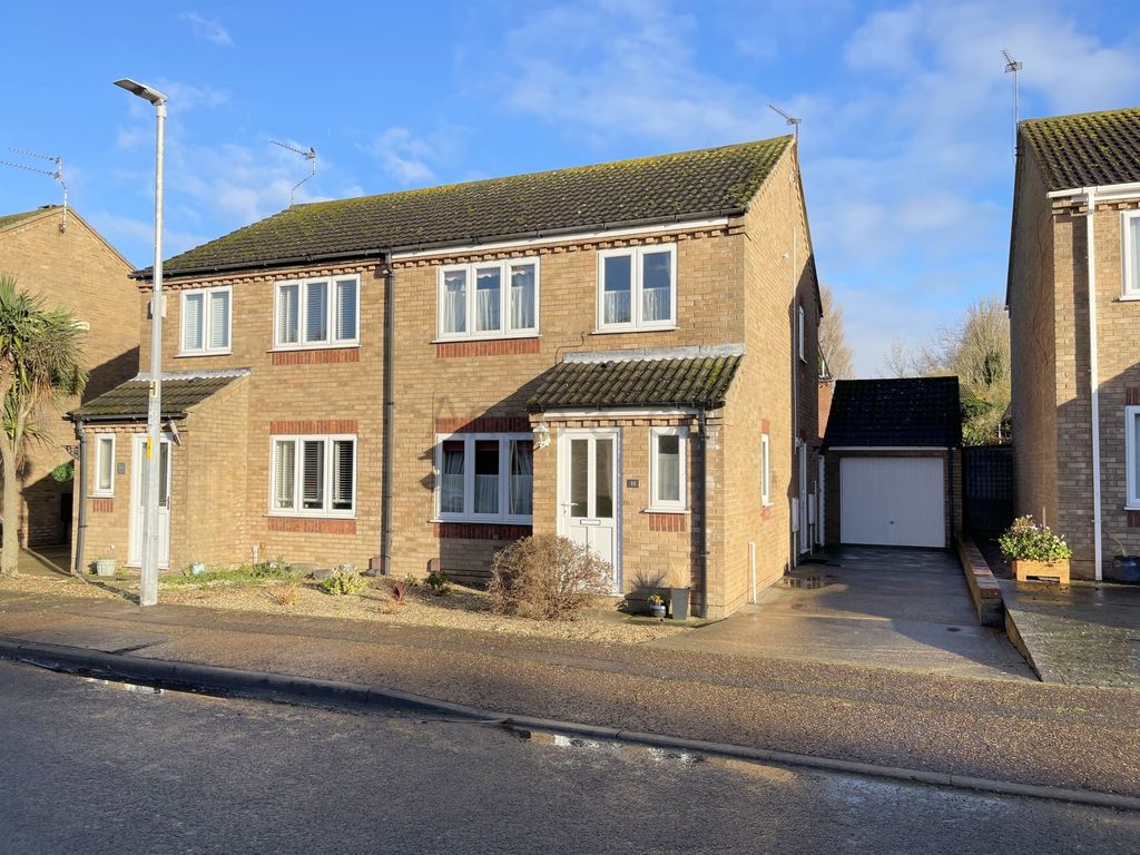 Meadowland Drive, Bradwell, Great Yarmouth NR31  