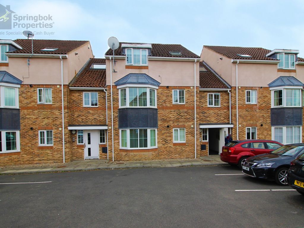2 bed flat for sale in Hawthorn Close, Newcastle Upon Tyne, Tyne And