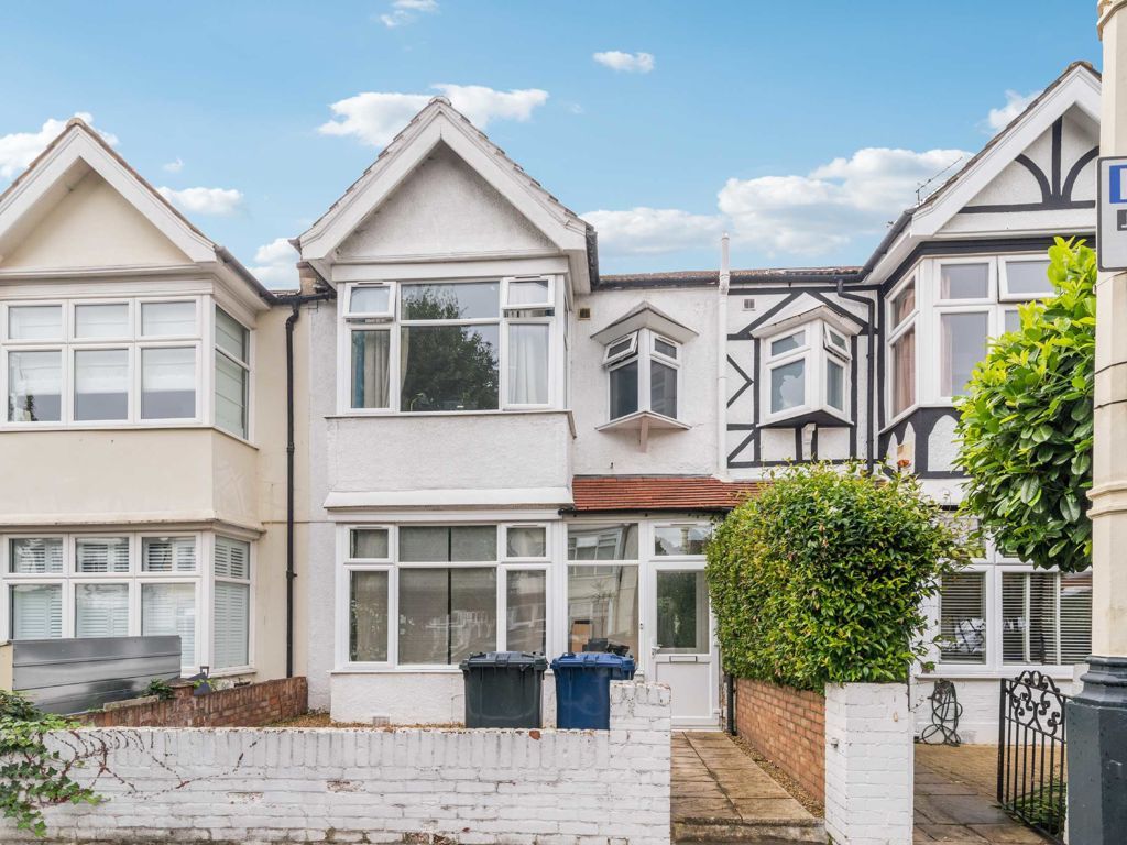 4 bed property to rent in Dudley Gardens, London W13, £2,799 pcm Zoopla