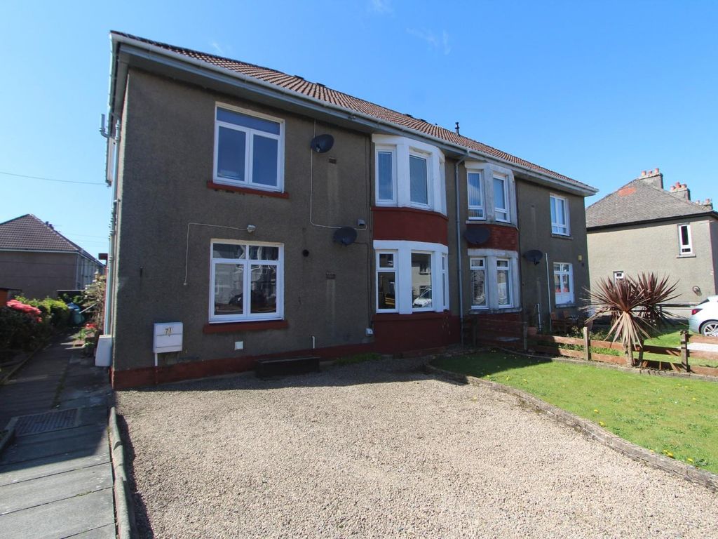 2 bed flat for sale in Eastern Avenue, Largs KA30, £92,000 Zoopla