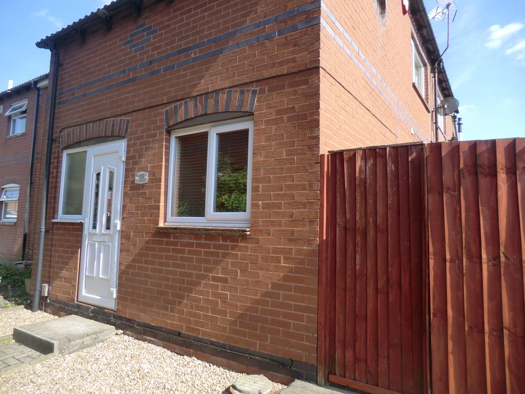 1 bed terraced house for sale in Scarcliffe Court, SuttonInAshfield