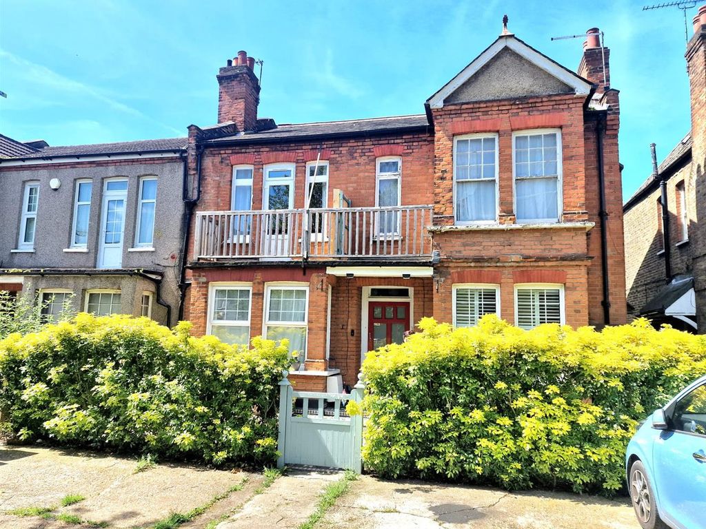 1 bed for sale in St. Marks Road, Enfield EN1, £258,000 Zoopla