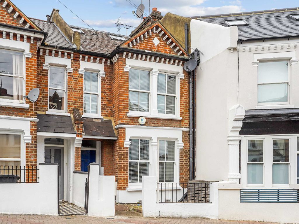 4 bed terraced house for sale in Dorothy Road, London SW11, £1,000,000