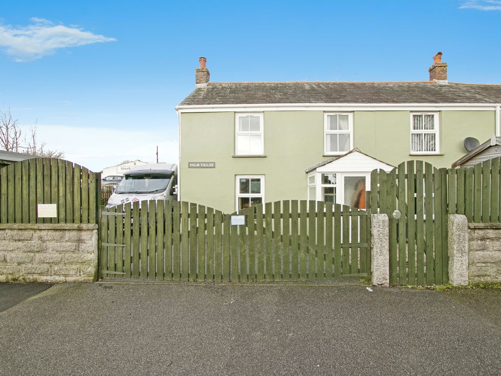 3 bed end terrace house for sale in School Road, Summercourt, Newquay