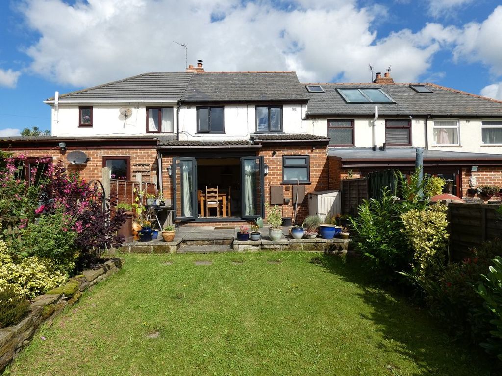 3 bed town house to rent in Jubilee Crescent, Drighlington, Bradford