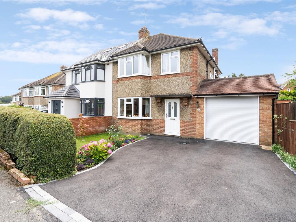 3 bed semidetached house for sale in Totteridge Drive, High