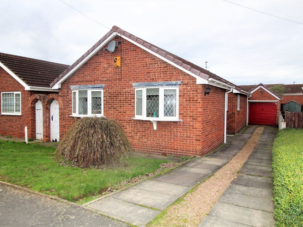3 bed bungalow to rent in Meadowfield Road, Barnby Dun, Doncaster