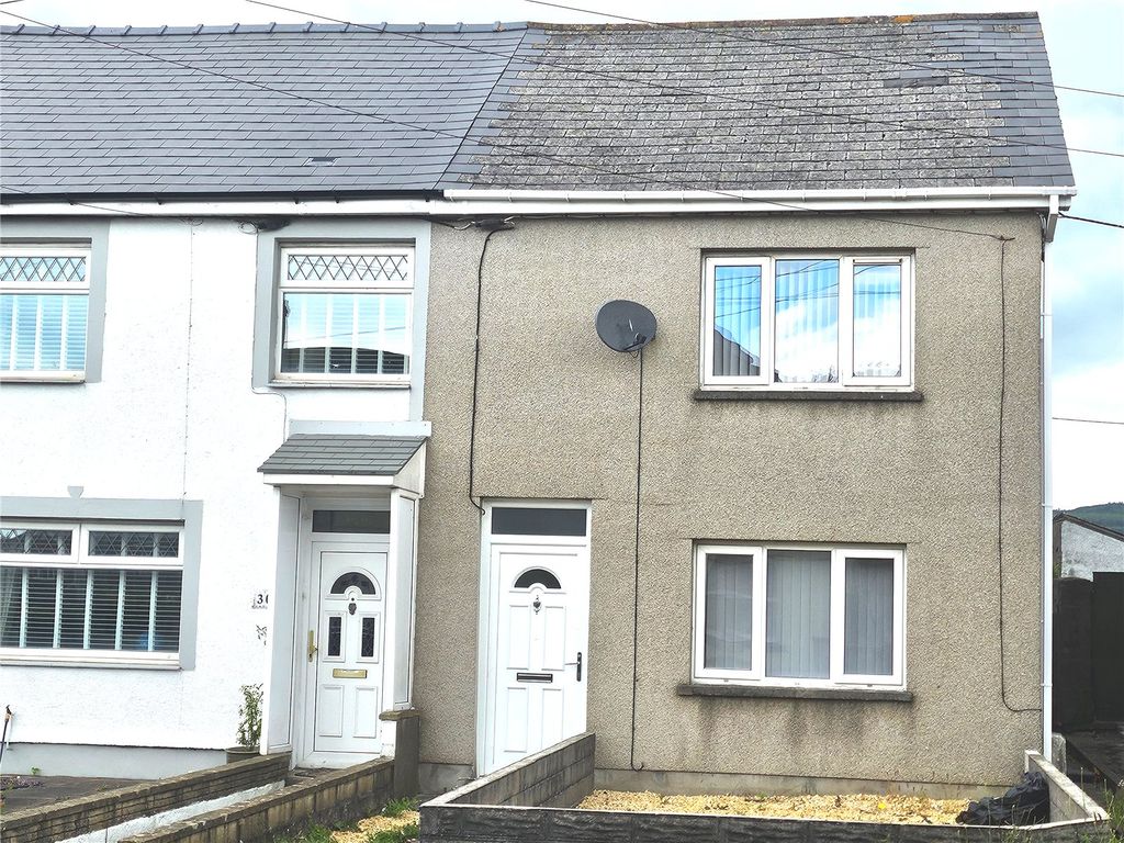 3 bed end terrace house for sale in High Street, Kenfig Hill, Bridgend