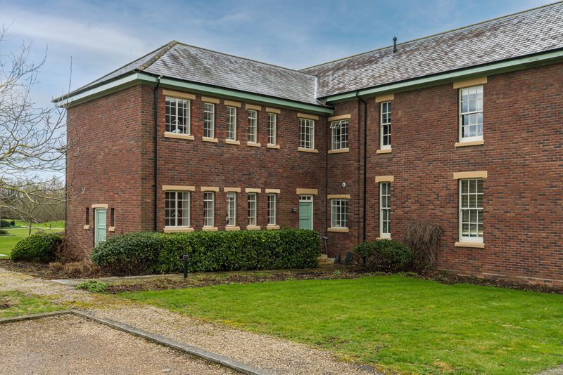 1 bed flat for sale in The Parade, Caversfield, Bicester OX27 Zoopla