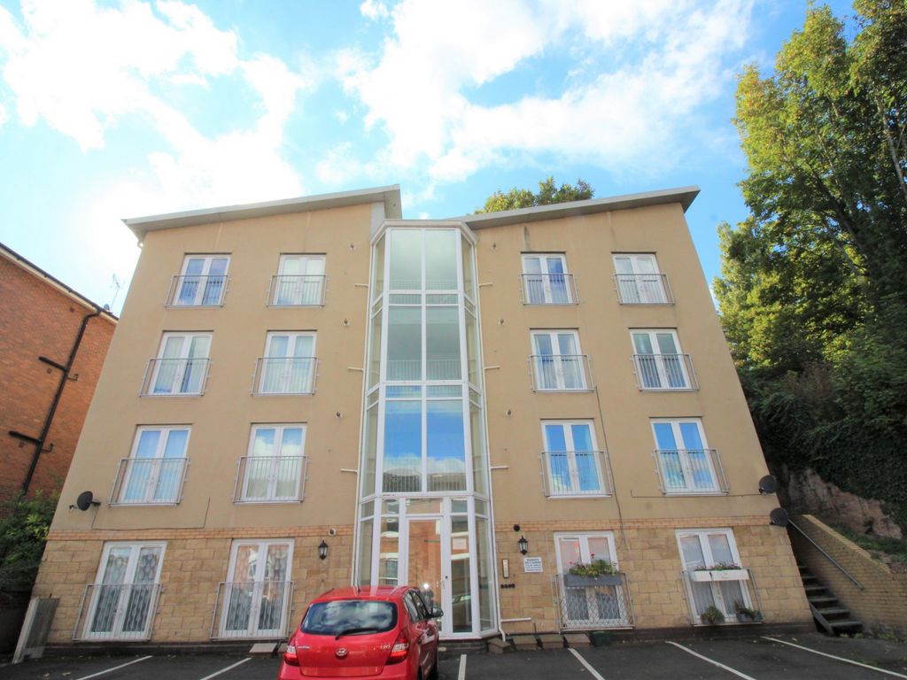 1 bed flat to rent in Park Lane, Kidderminster DY11, £650 pcm Zoopla