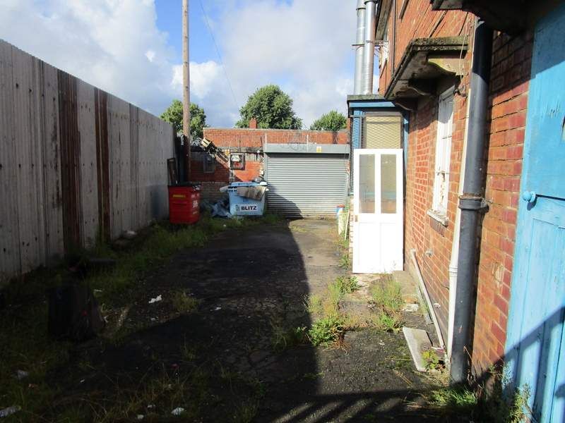 148 Crankhall Lane Wednesbury, West Midlands WS10  