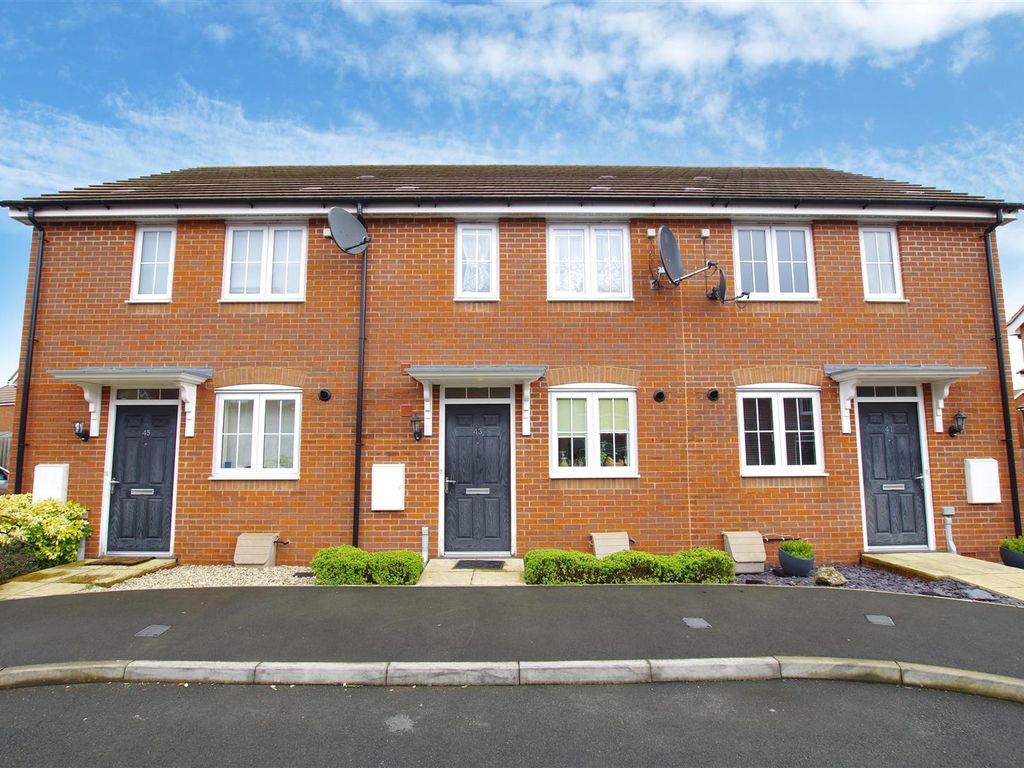2 bed terraced house for sale in Culverhouse Road, The Sidings, Swindon