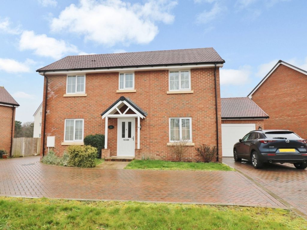 4 bed detached house for sale in Blyth Gardens, Hedge End SO30 Zoopla