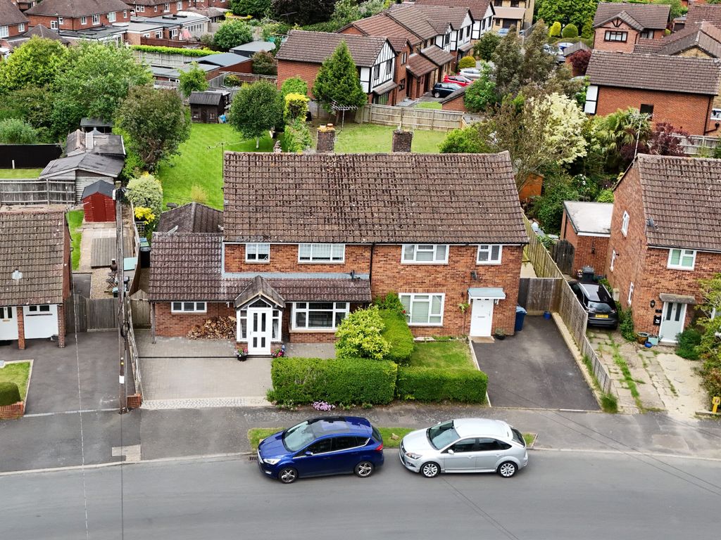 4 bed semidetached house for sale in Coppice Farm Road, Penn, High