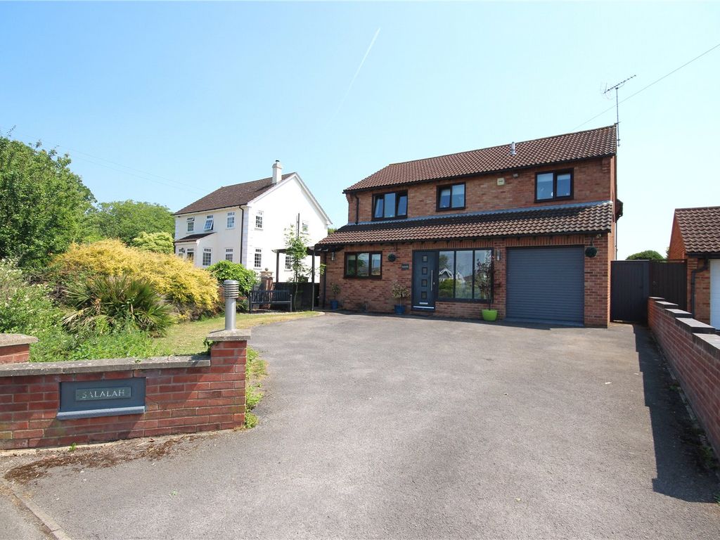 4 bed detached house for sale in The Reddings, Cheltenham