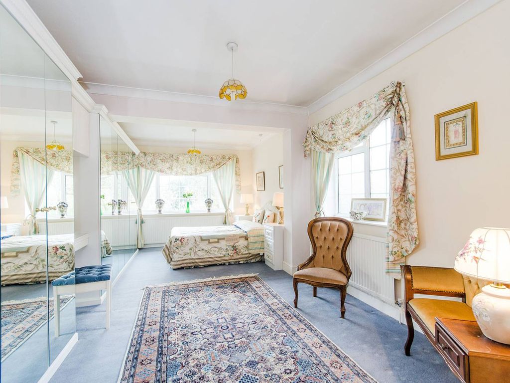 6 bed detached house for sale in Sudbury Hill, Harrow On The Hill, Harrow HA1, £1,500,000 Zoopla