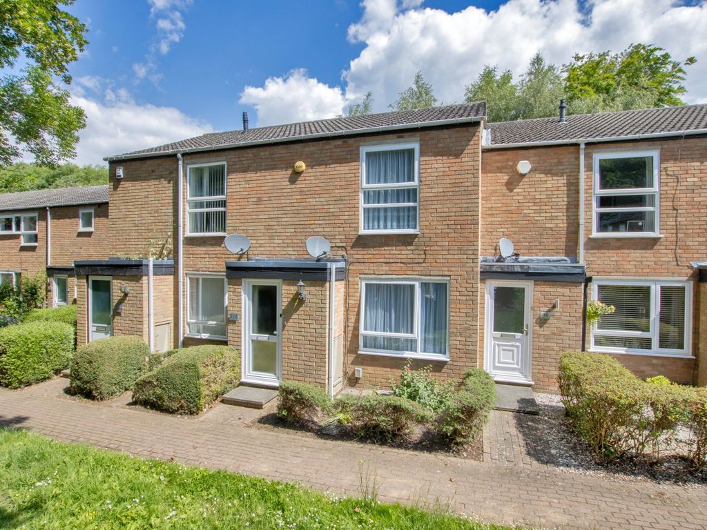 2 bed terraced house for sale in Chapel Wood, New Ash Green, Longfield