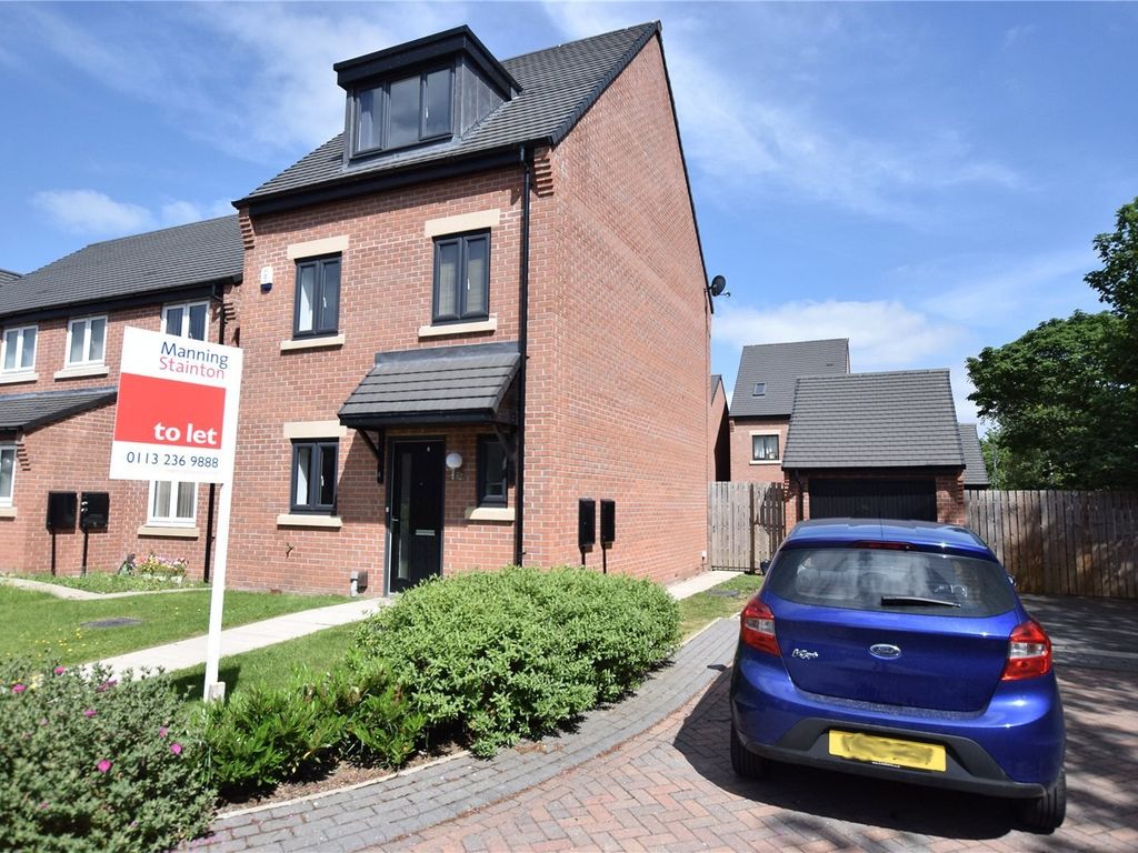 3 bed detached house to rent in Alice Smart Close, Crossgates, Leeds, West Yorkshire LS15 Zoopla