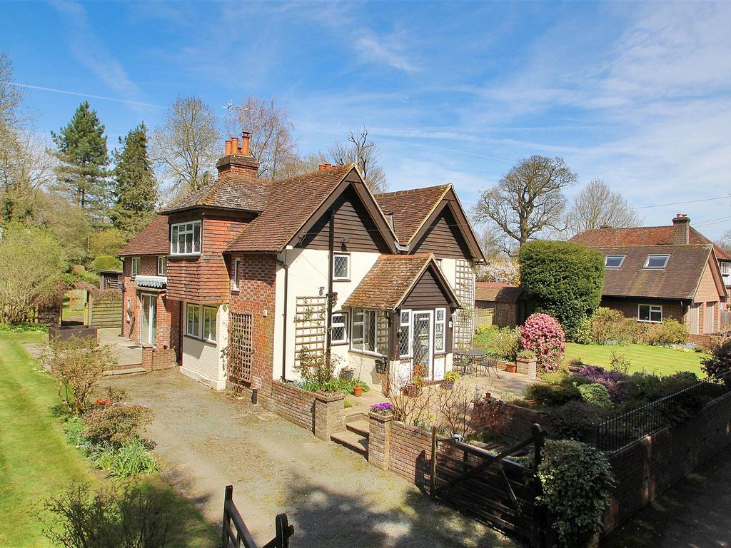4 bed semidetached house for sale in Doubleton Lane, Penshurst