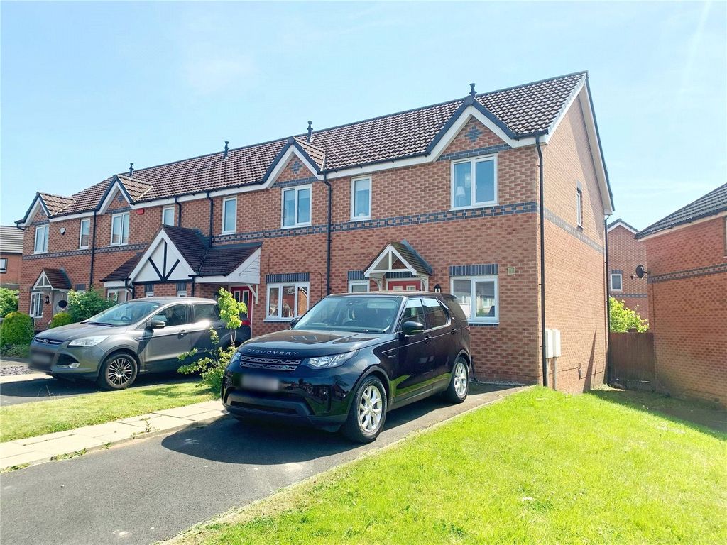 3 bed end terrace house for sale in Lorton Close, Middleton, Manchester