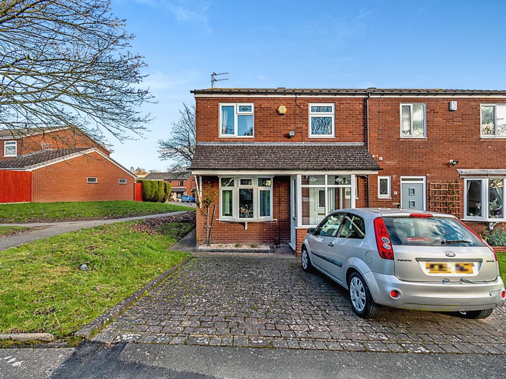 3 bed semidetached house for sale in St. James Street, Dudley DY3 Zoopla